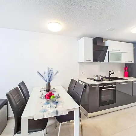 Haus Bellevue-9 By Interhome Appartamento Zermatt